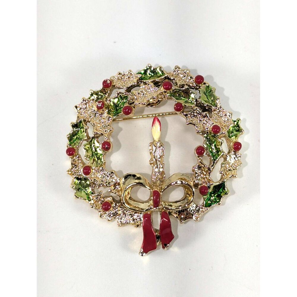 Gerry's Holly Christmas Wreath